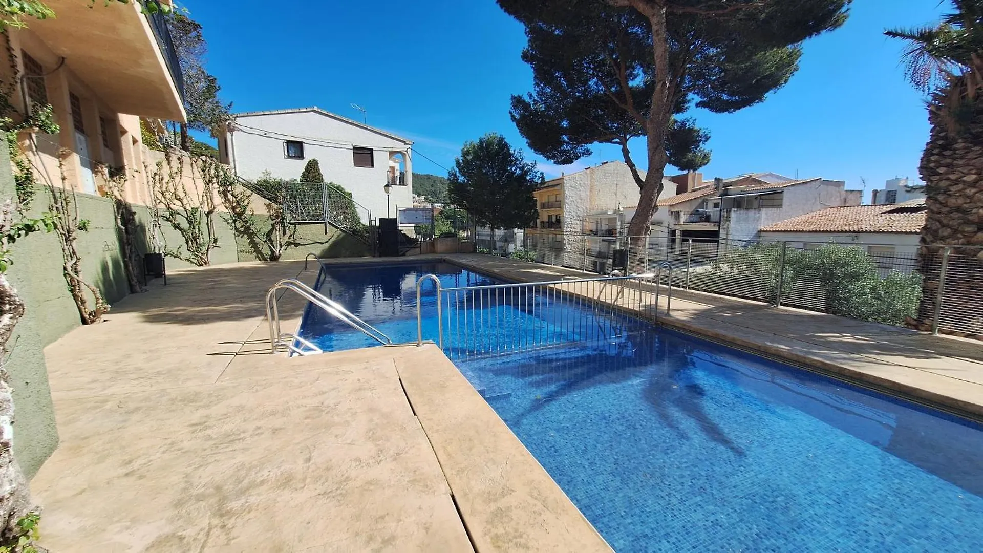 La Font Lovely Apartment Lestartit 400 Meter From The Beach L'Estartit