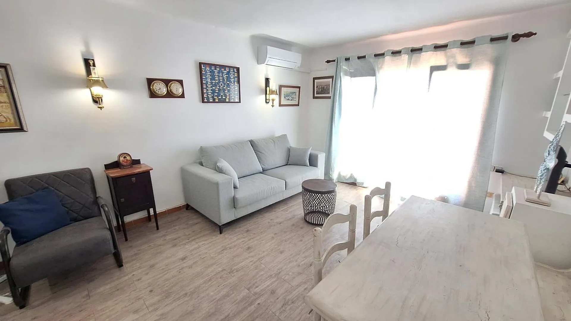 La Font Lovely Apartment Lestartit 400 Meter From The Beach L'Estartit