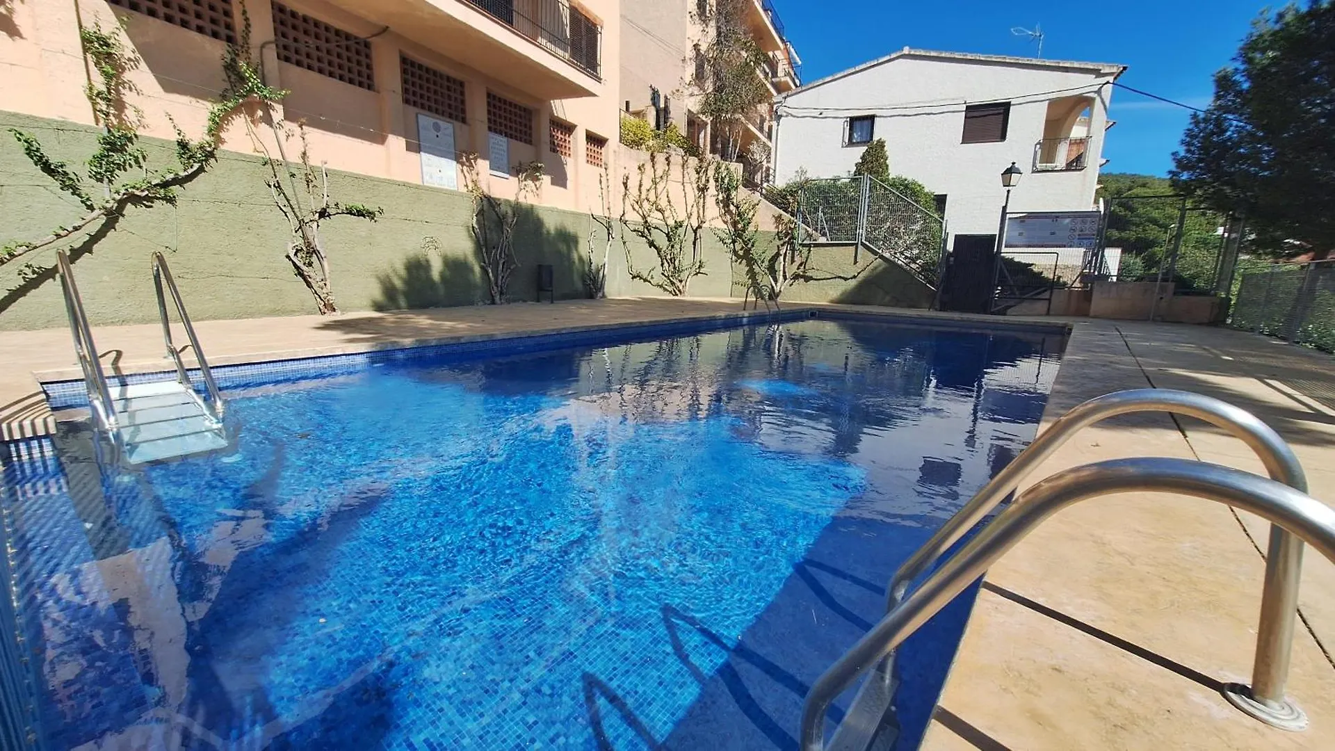 La Font Lovely Apartment Lestartit 400 Meter From The Beach L'Estartit