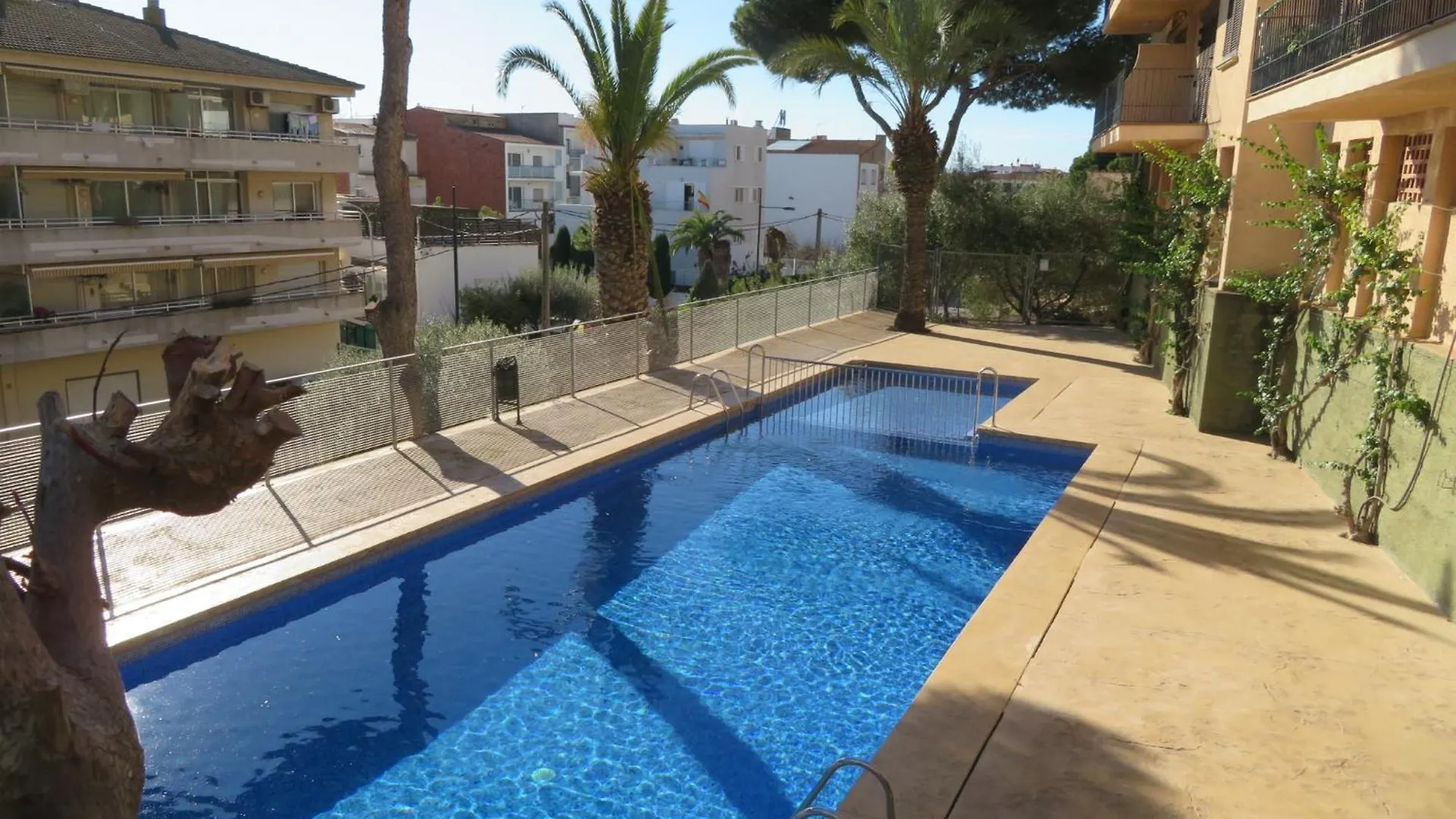 La Font Lovely Apartment Lestartit 400 Meter From The Beach L'Estartit
