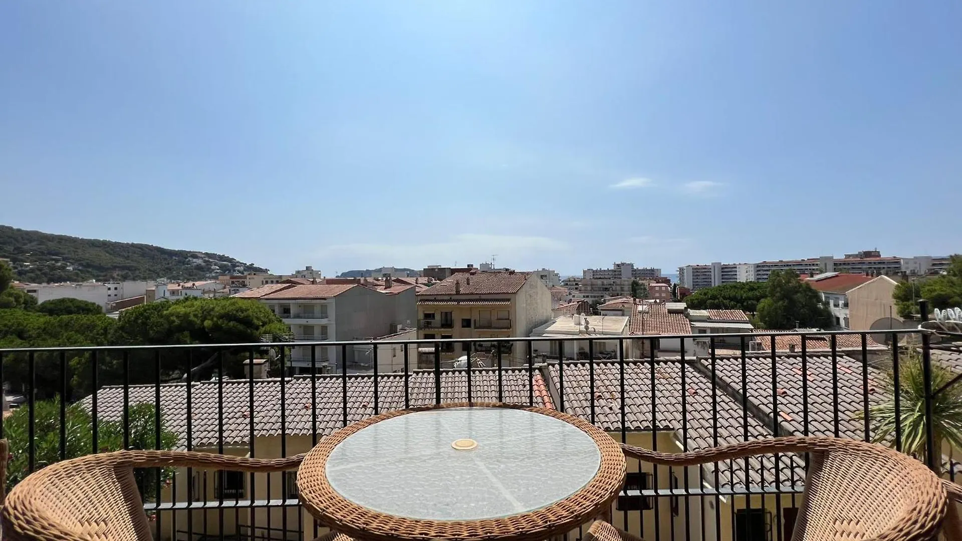 La Font Lovely Apartment Lestartit 400 Meter From The Beach L'Estartit