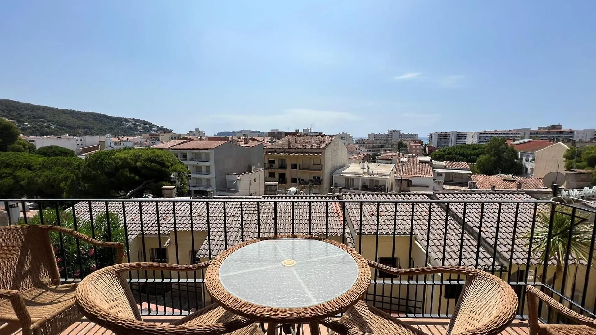 La Font Lovely Apartment Lestartit 400 Meter From The Beach L'Estartit